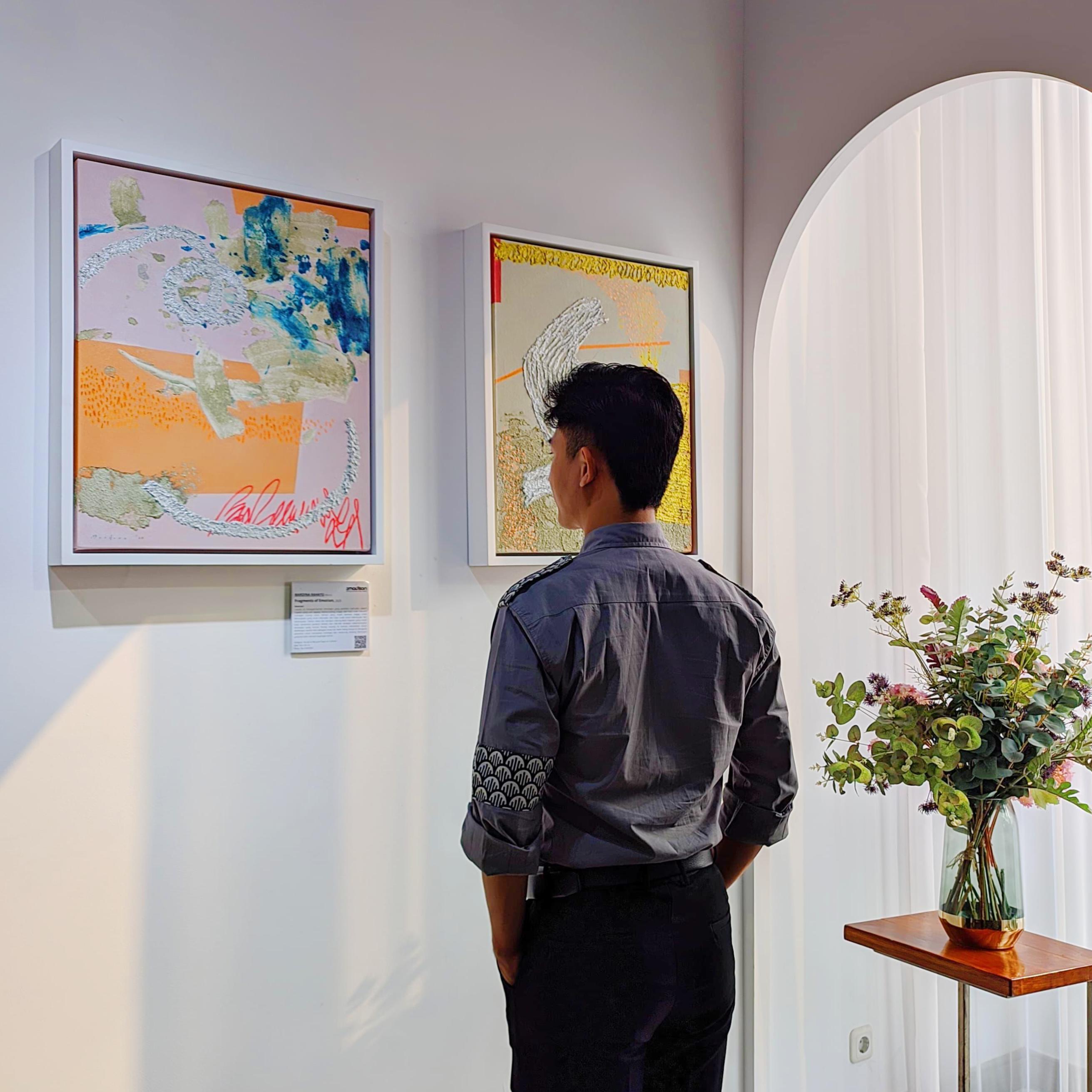 An Abstract Expressionism Art painting titled "Fragments of Emotion" by Mardina Rahayu at 2Madison Gallery. This evocative work is featured in Art Gallery Jakarta and Indonesian Gallery and represents Affordable Art Asia.